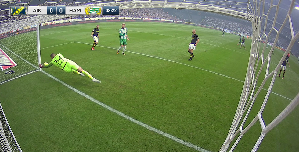 AIK Fotboll: TV: Bajen otroligt nära 1-0 mot AIK - är bollen inne eller inte?
