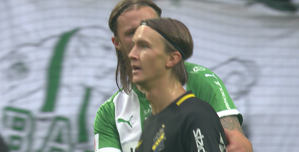 AIK Fotboll: TV: JUST NU: Olsson kommer fri - Wiland med jätteräddning