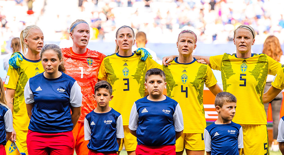 Sverige Fotboll: Landslagsstjärnorna vill ha bättre villkor för att bilda familj