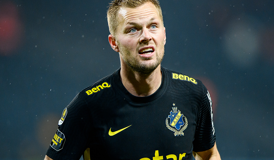 Larsson närmar sig beslut om framtiden: "Alla med AIK-hjärta vill att han ska vara kvar"