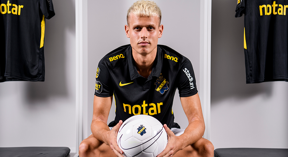 Officiellt: AIK presenterar forward: "Glad och stolt"